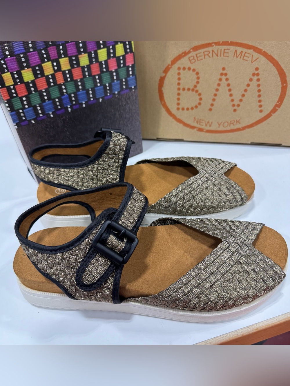 Bernie Mev Sz 39 Woven Buckle Sandals in Beige and Black - Picture 7 of 7